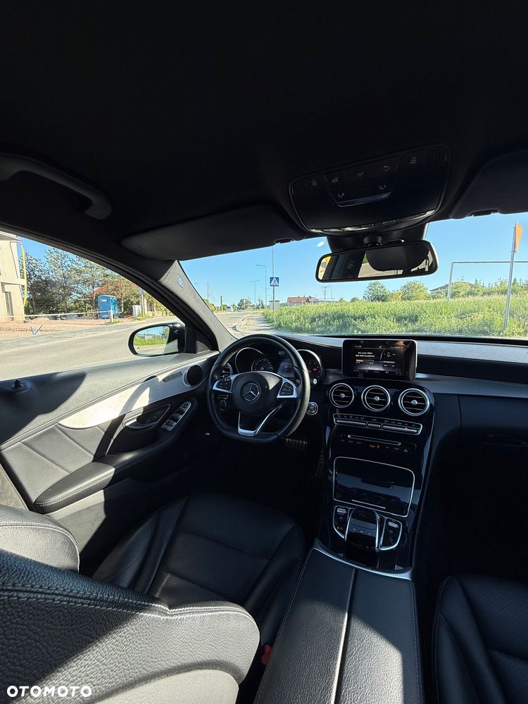 Mercedes-Benz Klasa C 200 4-Matic 9G-TRONIC - 8