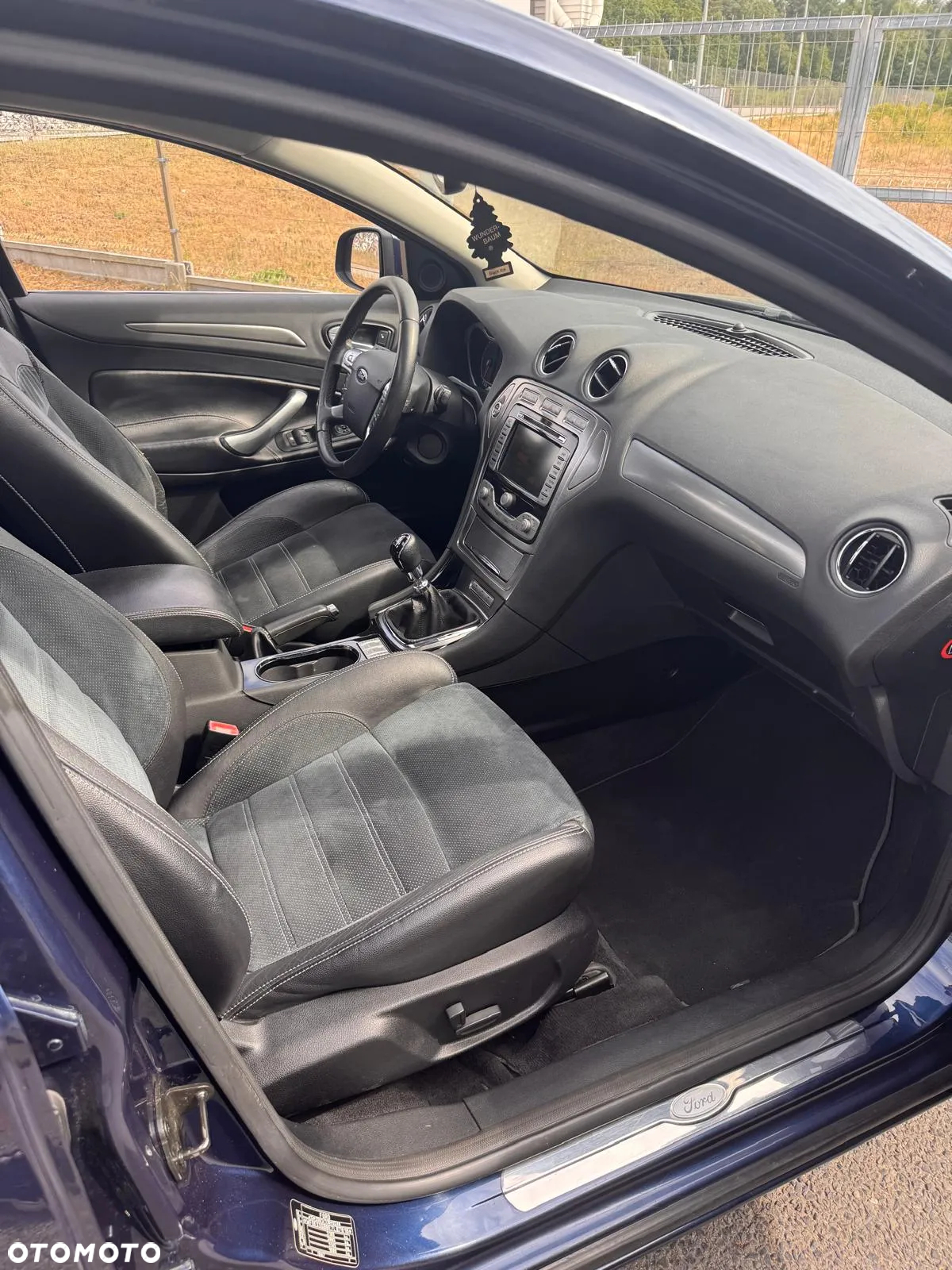 Ford Mondeo 2.5 Titanium X - 18