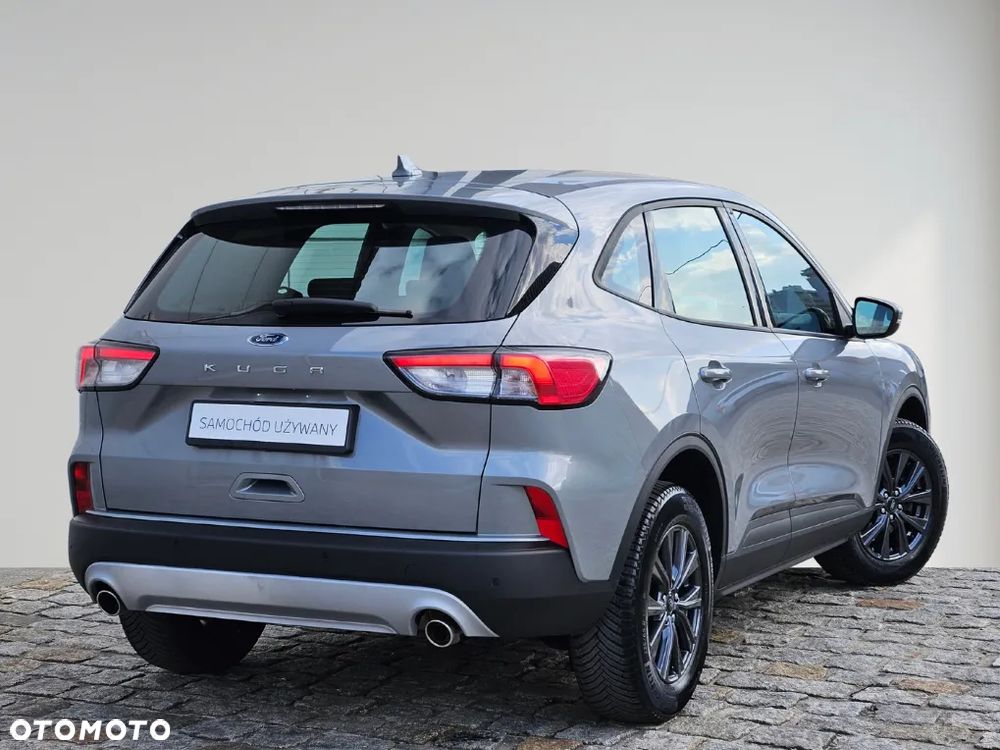Ford Kuga - 4