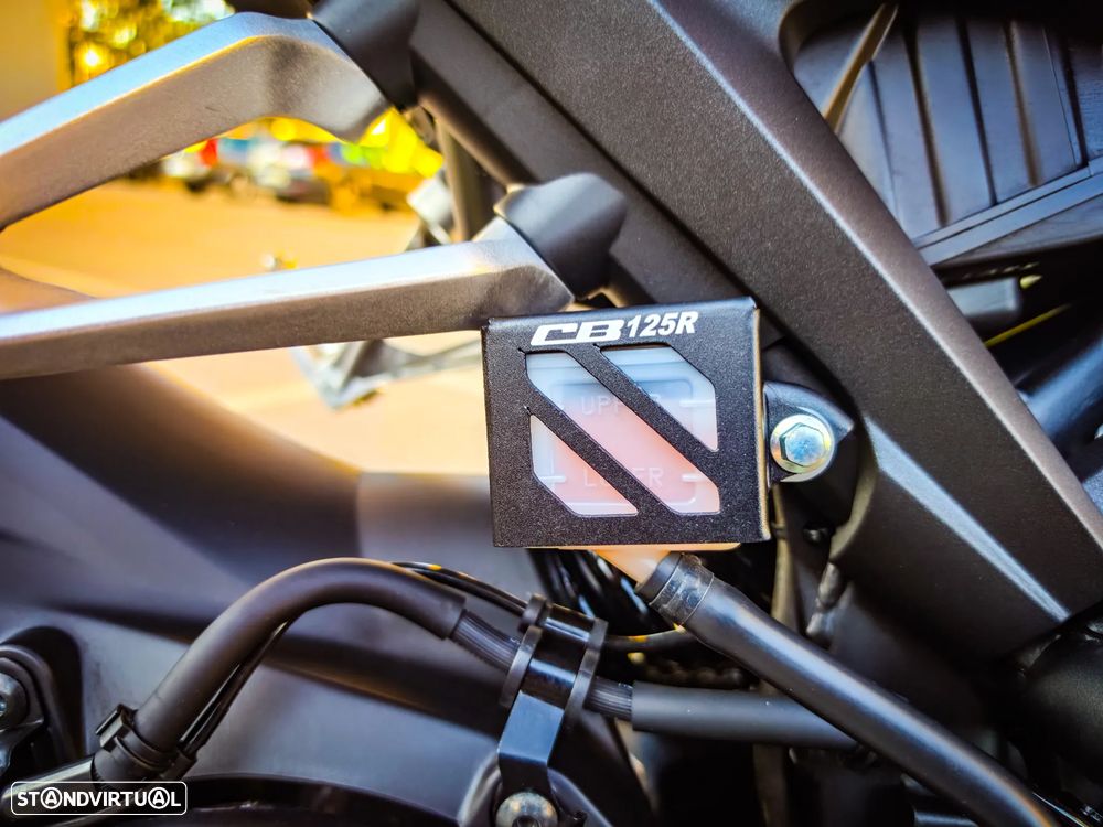 Honda CB Neo Sports Café - 12
