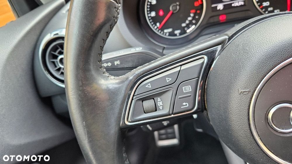 Audi A3 Sportback 1.4 TFSI CoD ultra Attraction - 24