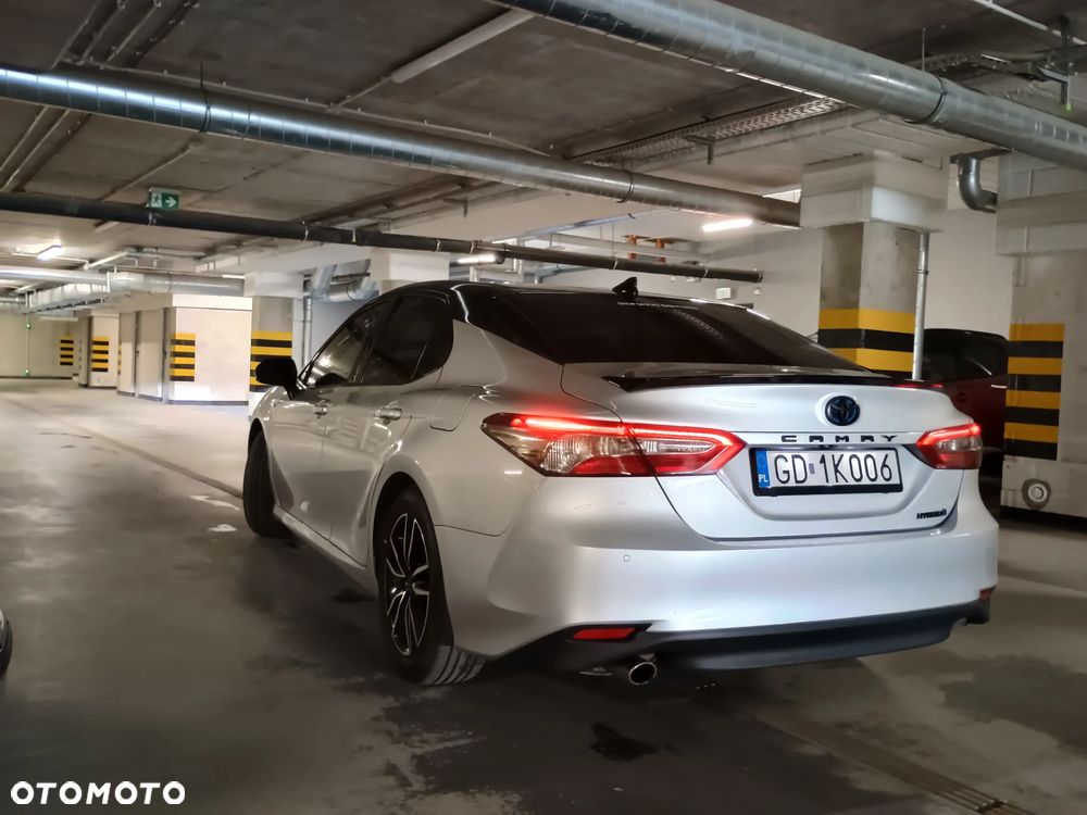 Toyota Camry 2.5 Hybrid Comfort CVT - 30