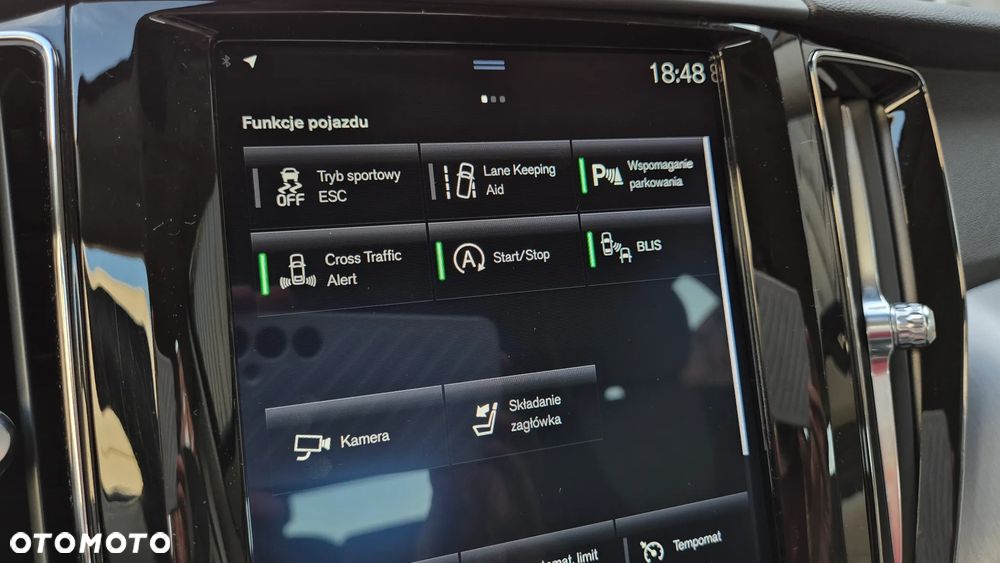 Volvo XC 60 D4 Momentum Pro - 10