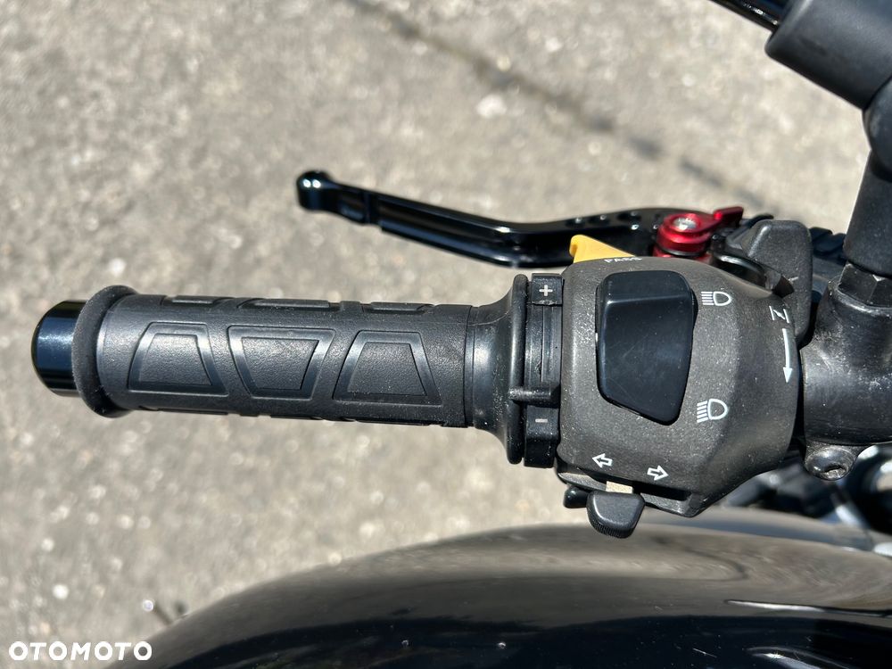 Suzuki SV - 10