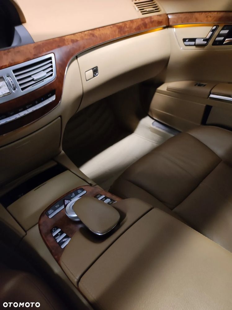 Mercedes-Benz Klasa S 320 CDI - 21