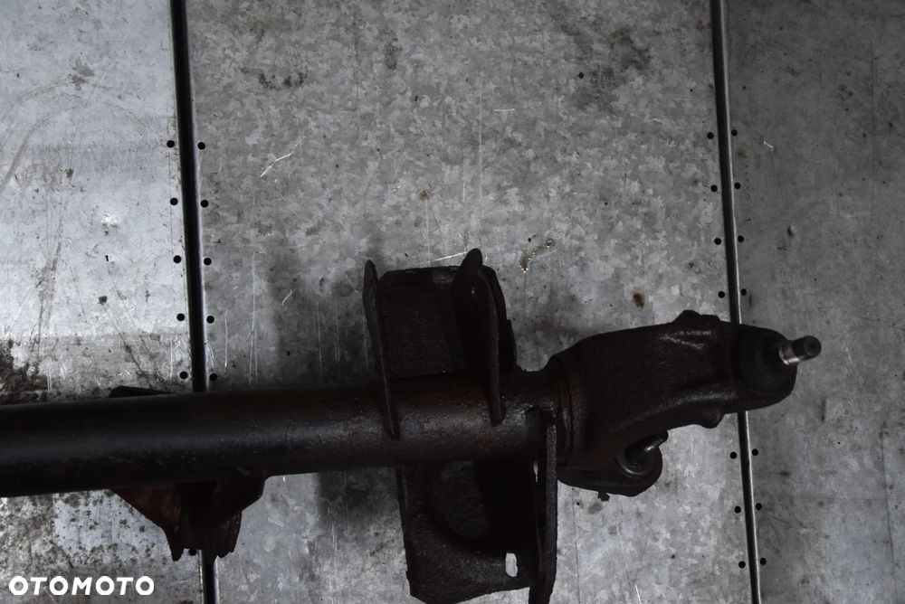 JEEP CHEROKEE XJ 2.5 TD MOST PRZÓD 41/11 - 14