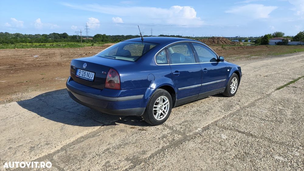 Volkswagen Passat 1.9TDI Comfortline - 5