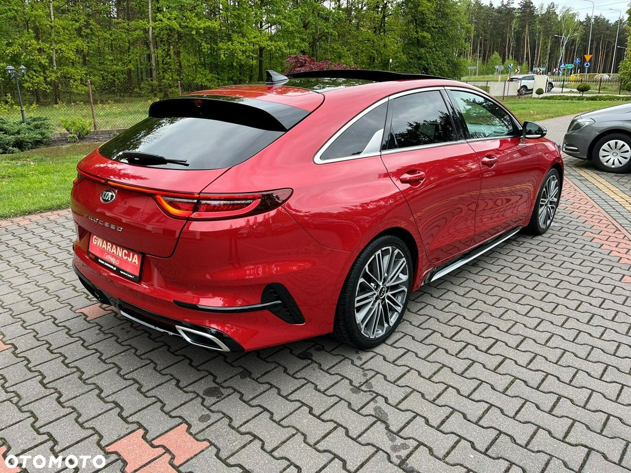 Kia ProCeed - 8