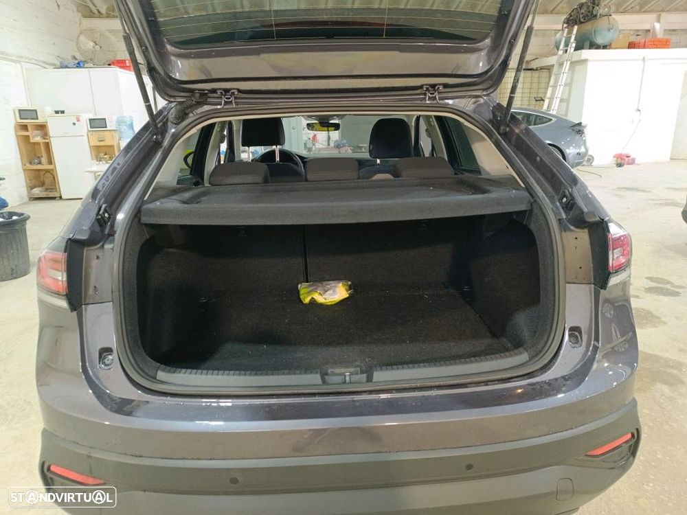 VW Taigo 1.0 TSI Urban - 11