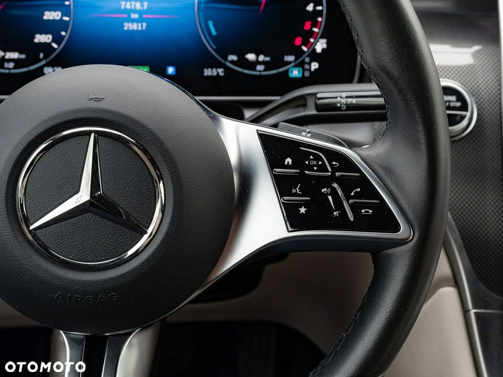 Mercedes-Benz GLC - 17