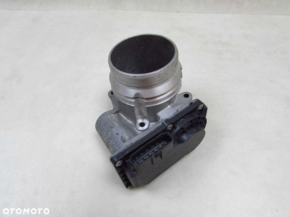 VOLVO V60 II S60 III V90 S90 XC40 XC60 XC90 2.0 T5 PRZEPUSTNICA 31465575 - 2