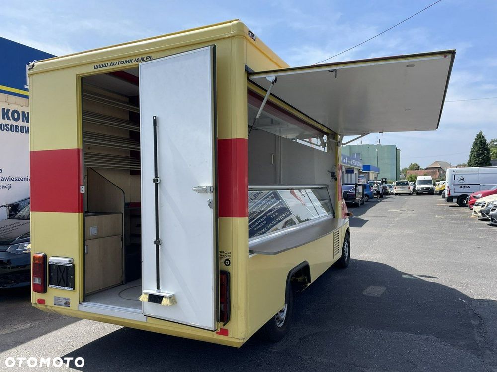 Mercedes-Benz Sprinter - 8