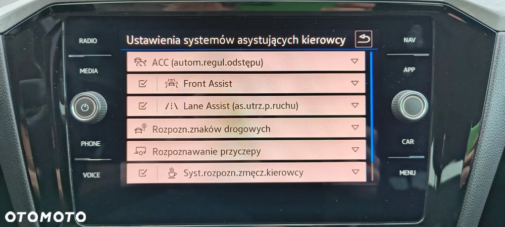 Volkswagen Passat 1.5 TSI EVO Business DSG - 24