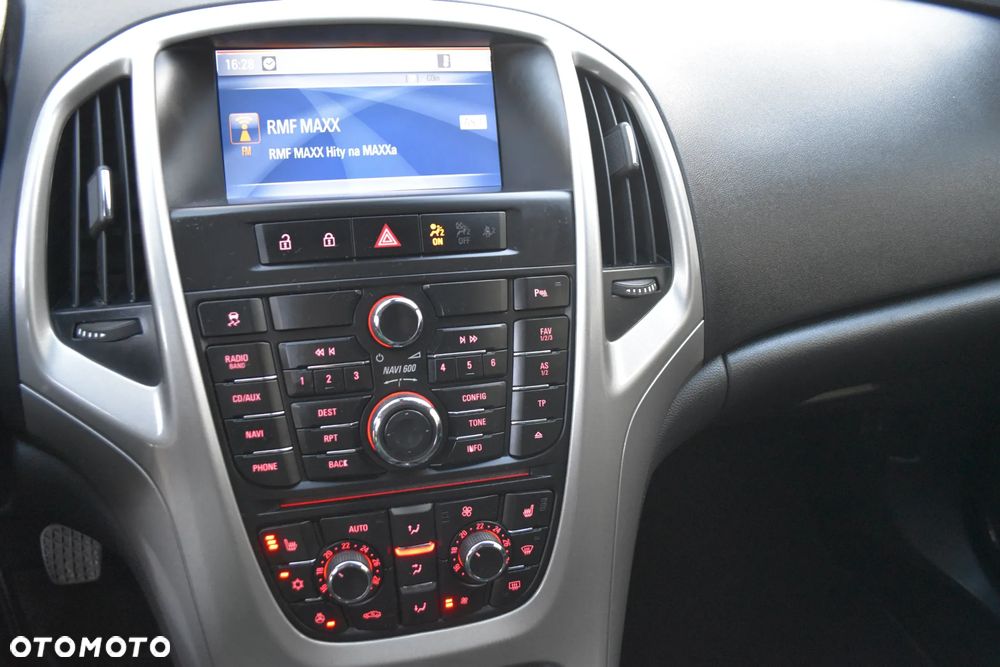 Opel Astra 1.4 Turbo Sports Tourer - 20