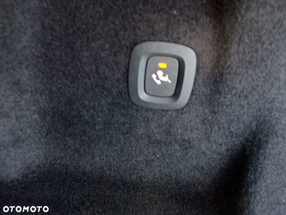 Volvo XC 60 B4 D Ultimate Dark - 30