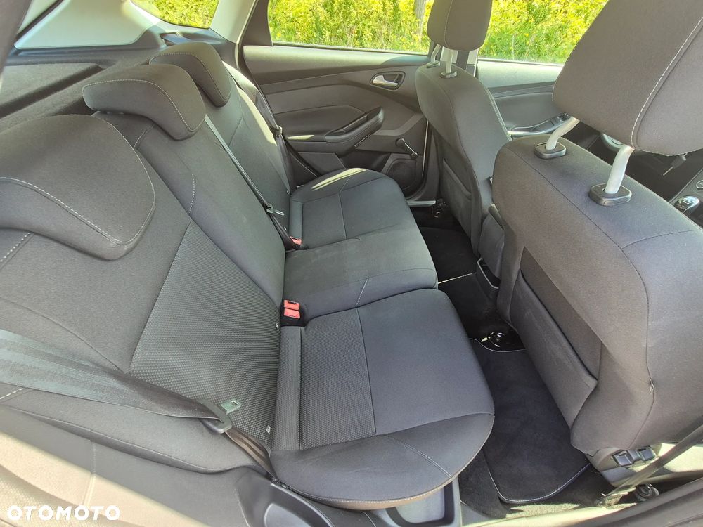 Ford Focus - 16