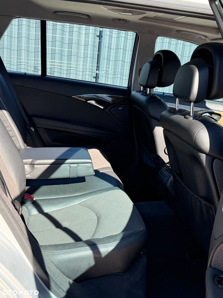 Mercedes-Benz Klasa E 2005
