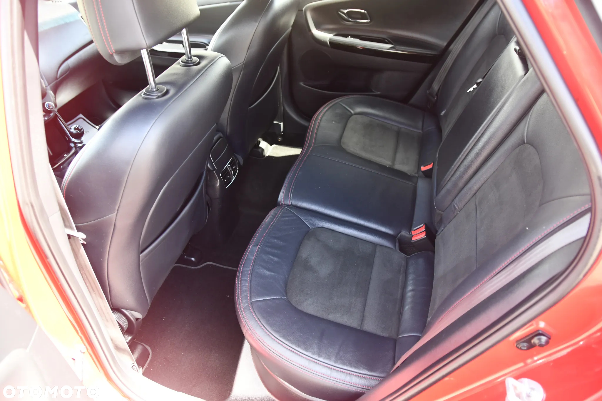 Kia Ceed 1.6 T-GDI GT - 22