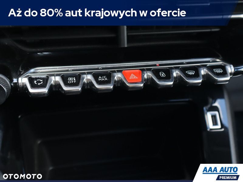 Peugeot 208 - 14