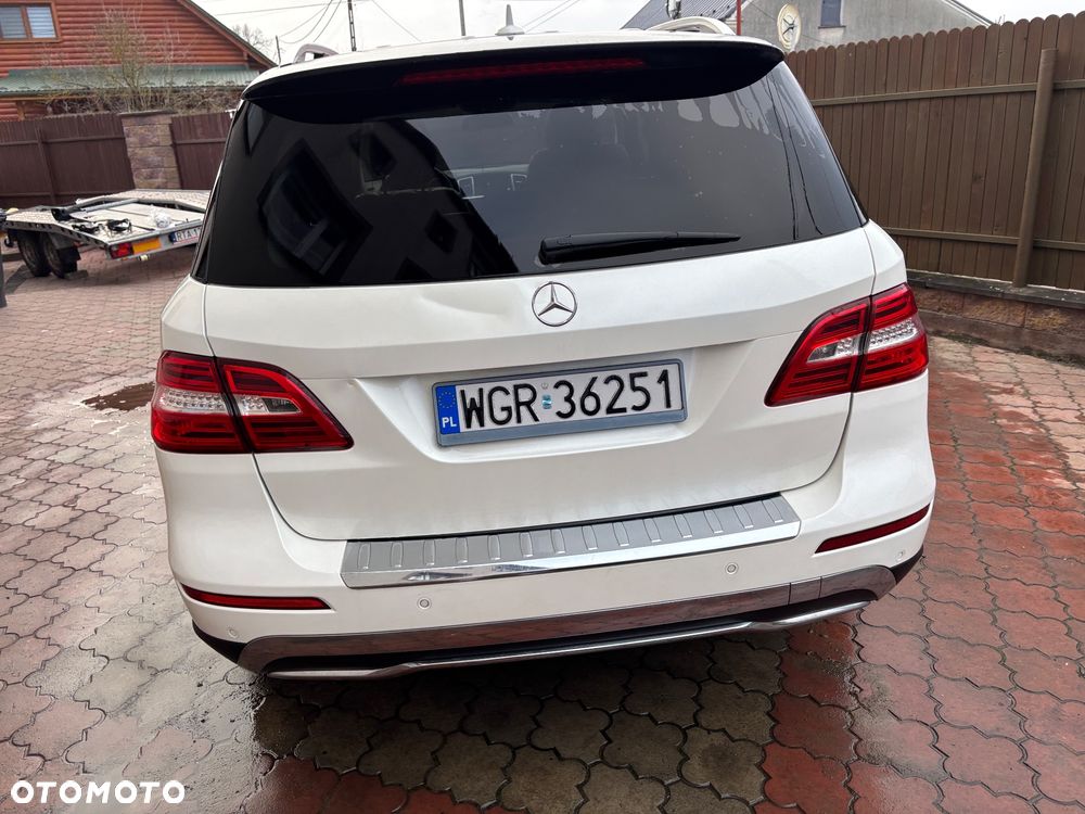 Mercedes-Benz ML 350 BlueTEC 4MATIC 7G-TRONIC Edition 1 - 21