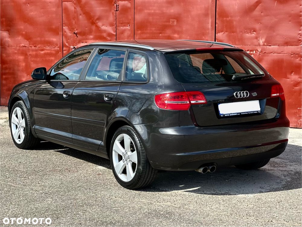 Audi A3 Sportback 2.0 TDI Ambiente - 27