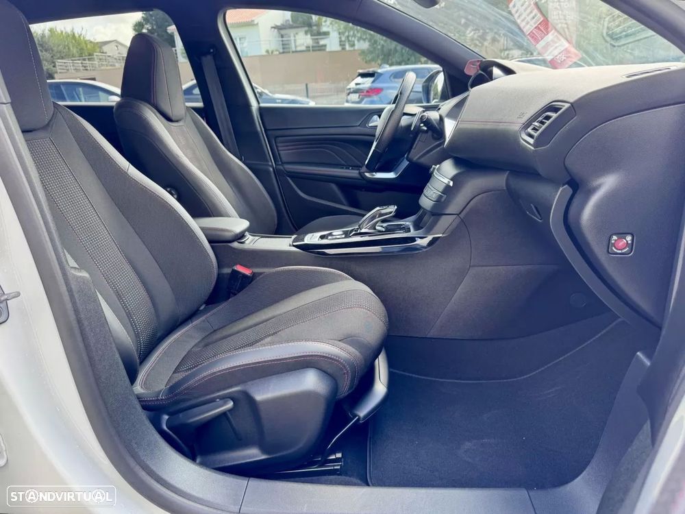 Peugeot 308 1.2 PureTech GT Pack EAT8 - 20
