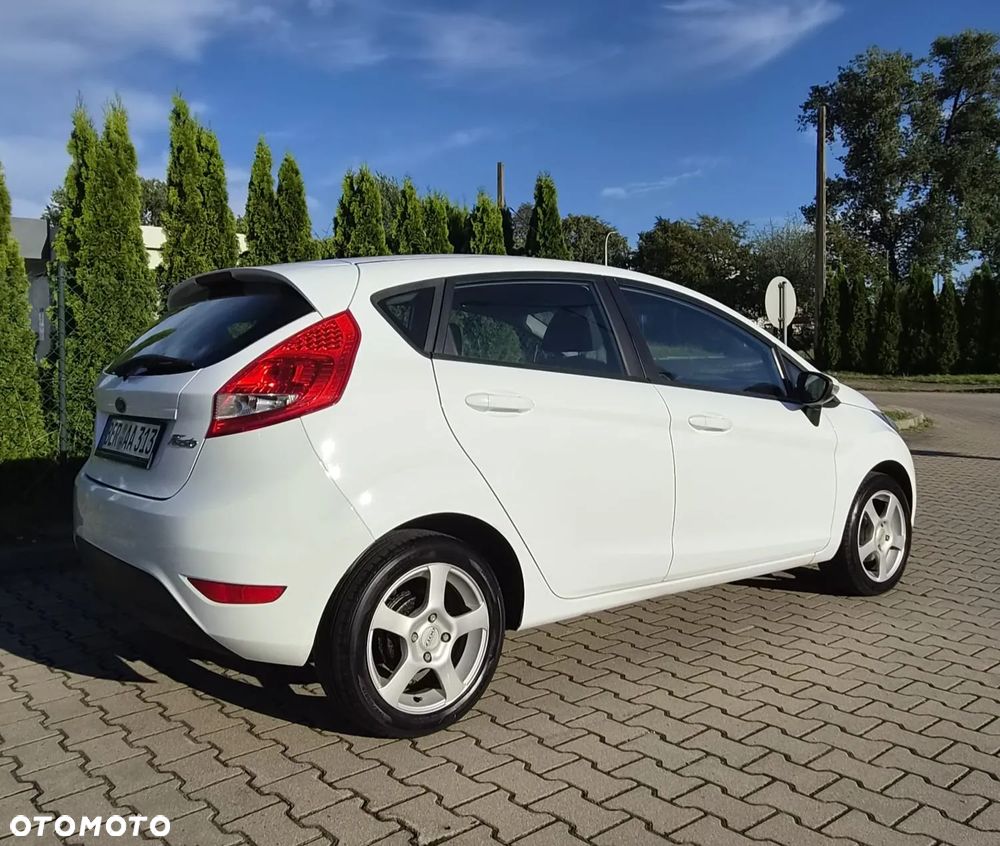 Ford Fiesta 1.25 Champions Edition - 15