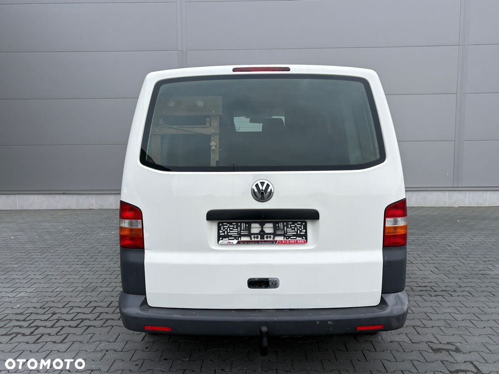 Volkswagen Transporter T5 - 10
