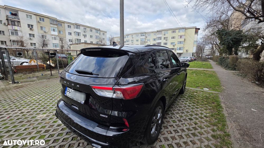 Ford Kuga - 1
