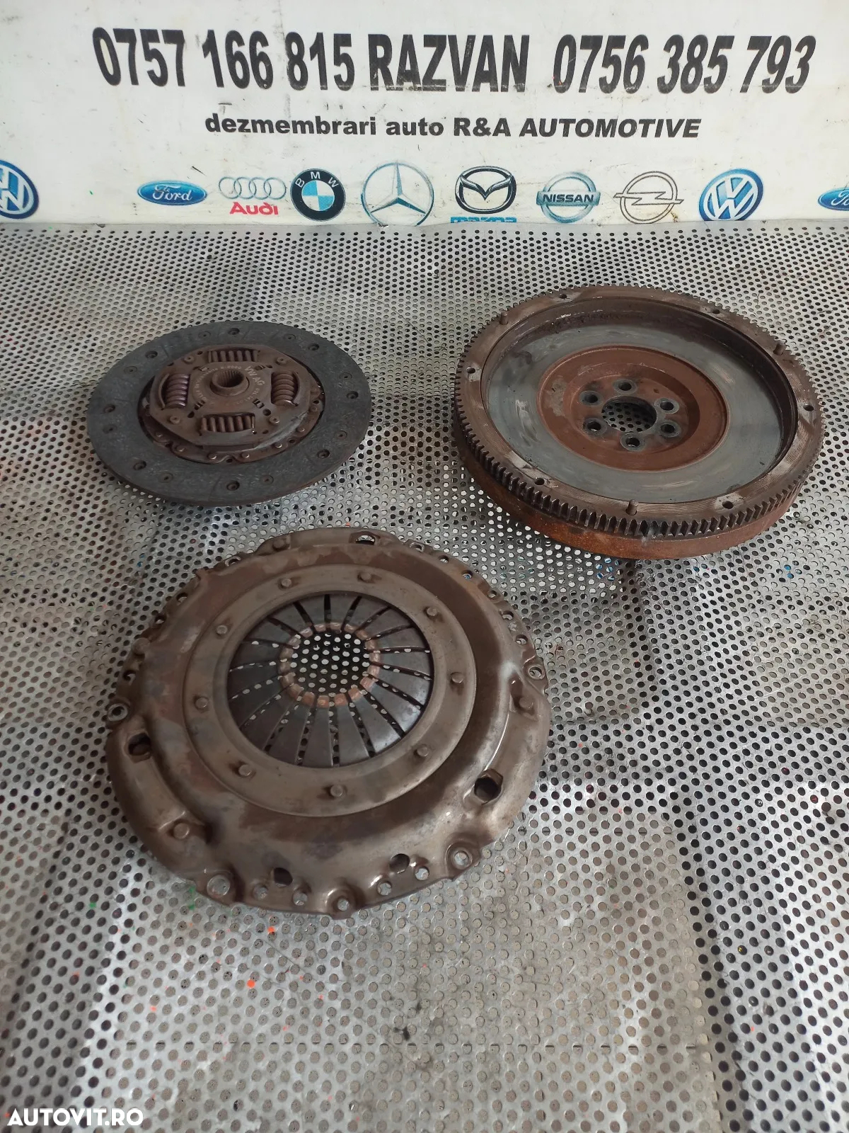Kit Ambreiaj Volanta Masa Simpla Vw Seat Skoda Audi 1.6 Tdi 6+1 Trepte Euro 5 Motor CAY A3 Golf 6 J - 2