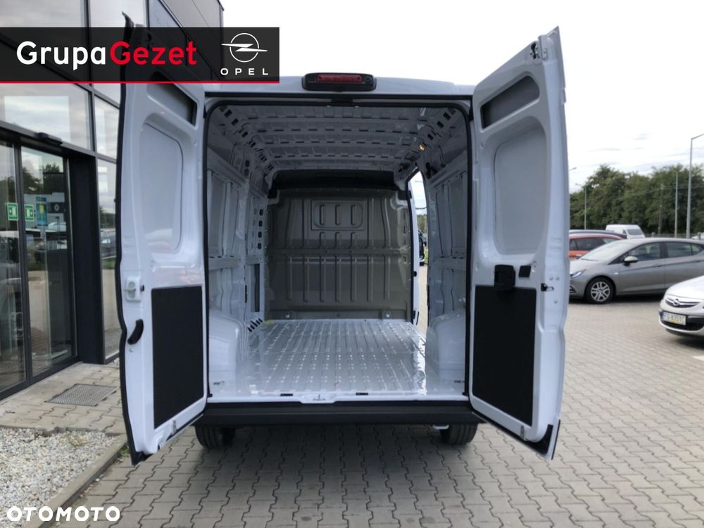 Opel Movano - 8
