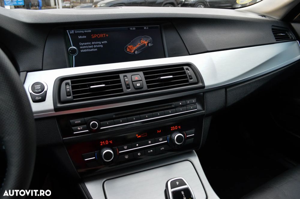 BMW Seria 5 520d Sport-Aut. - 24