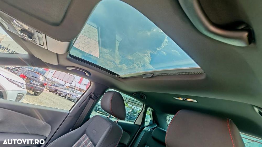 Volkswagen Polo 1.4 DSG GTI - 14