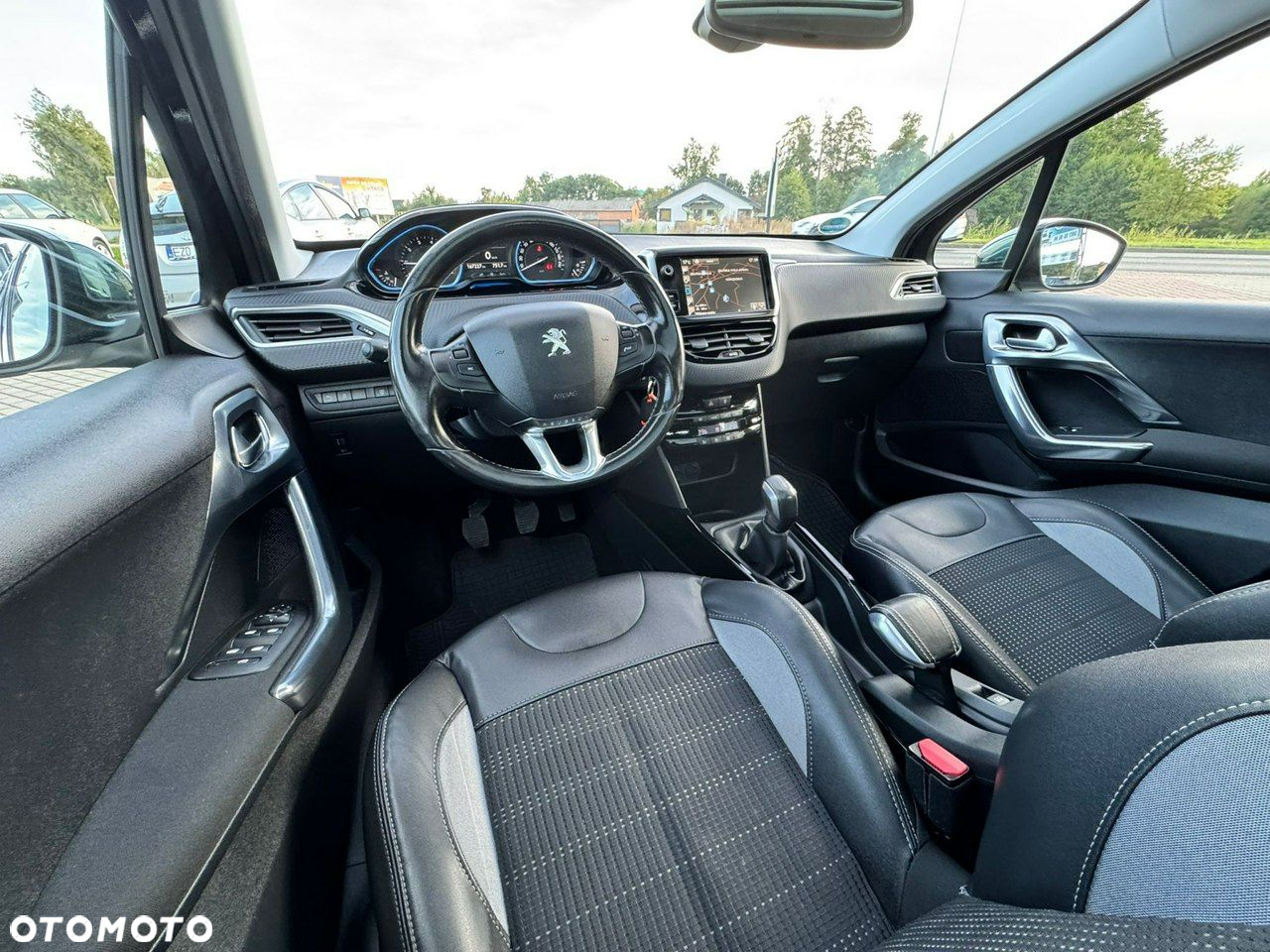 Peugeot 2008 120 VTI Allure - 23