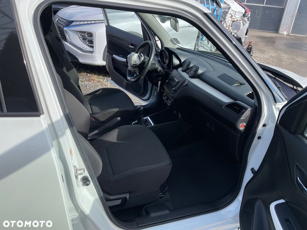 Suzuki Swift - 23