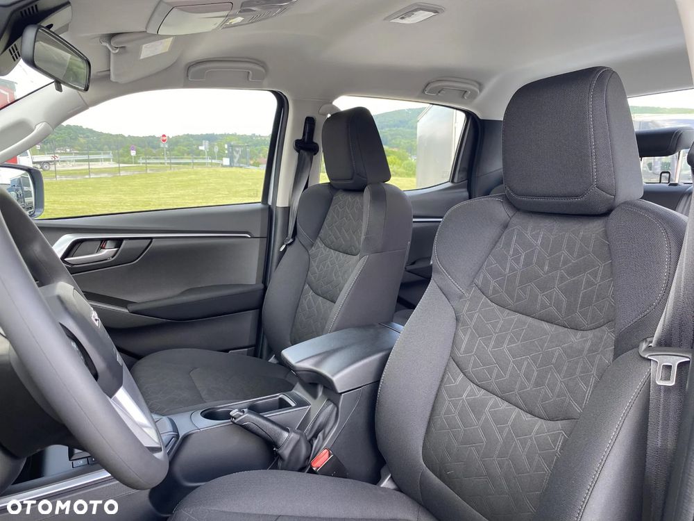 Isuzu D-Max 1.9 DC LS - 11