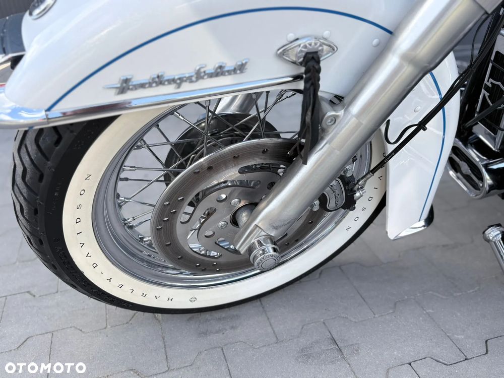 Harley-Davidson Softail Heritage Classic - 11