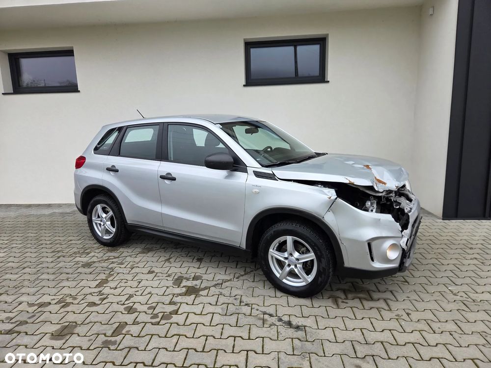 Suzuki Vitara - 13