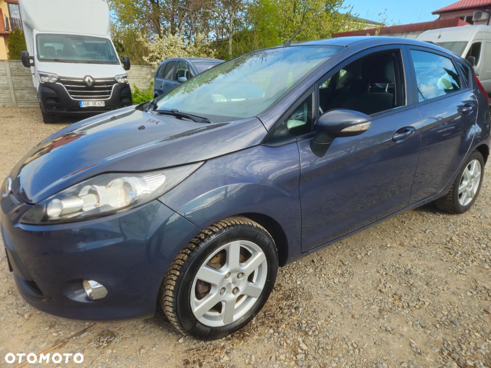 Ford Fiesta 1.25 Celebration - 1