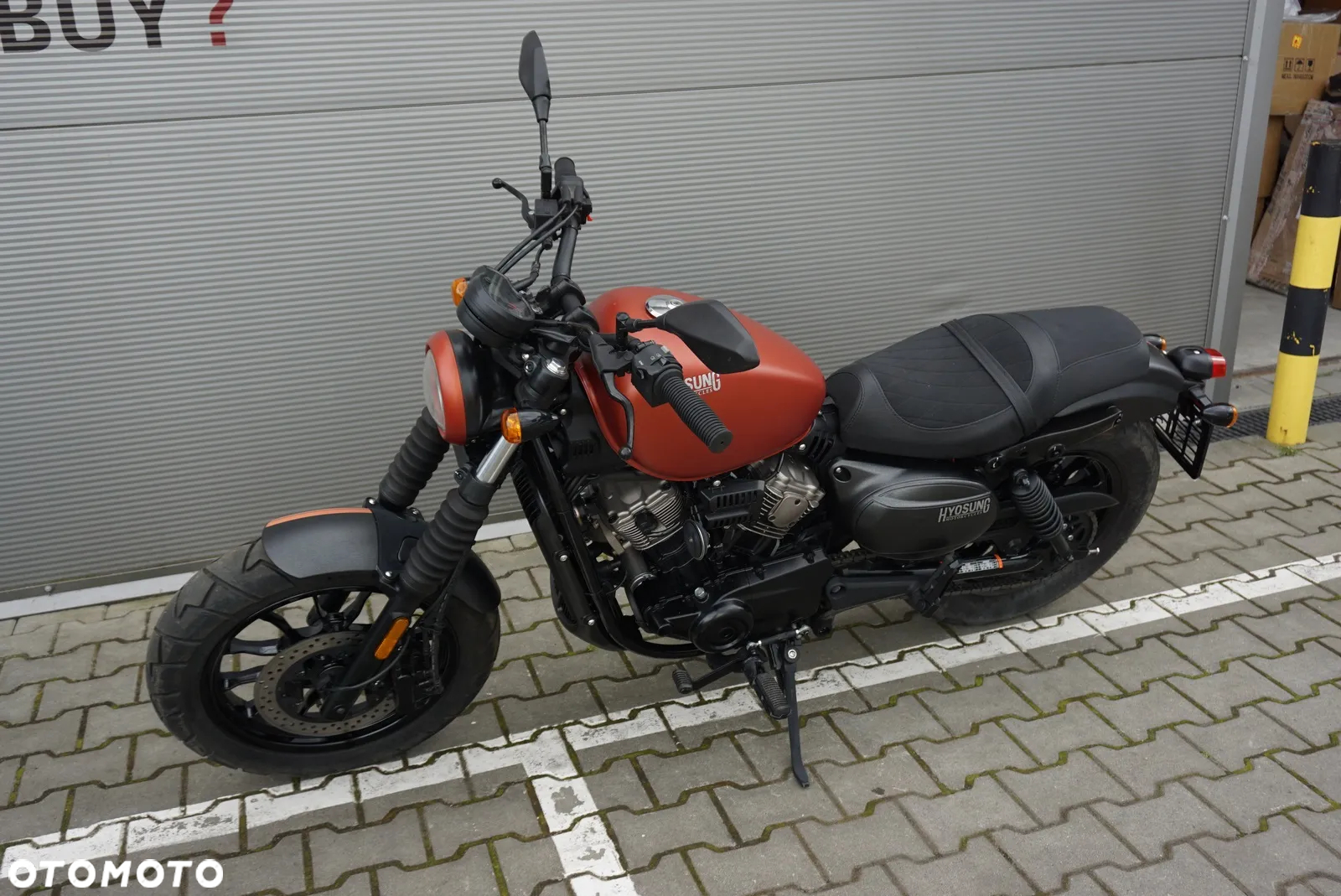 Hyosung GV - 18