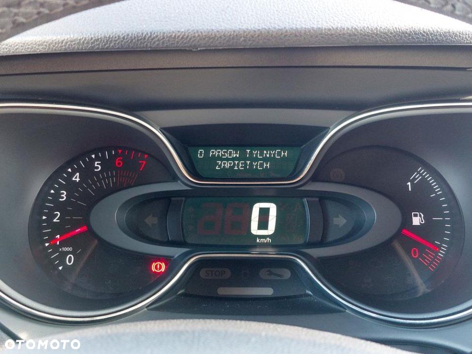 Renault Captur - 18