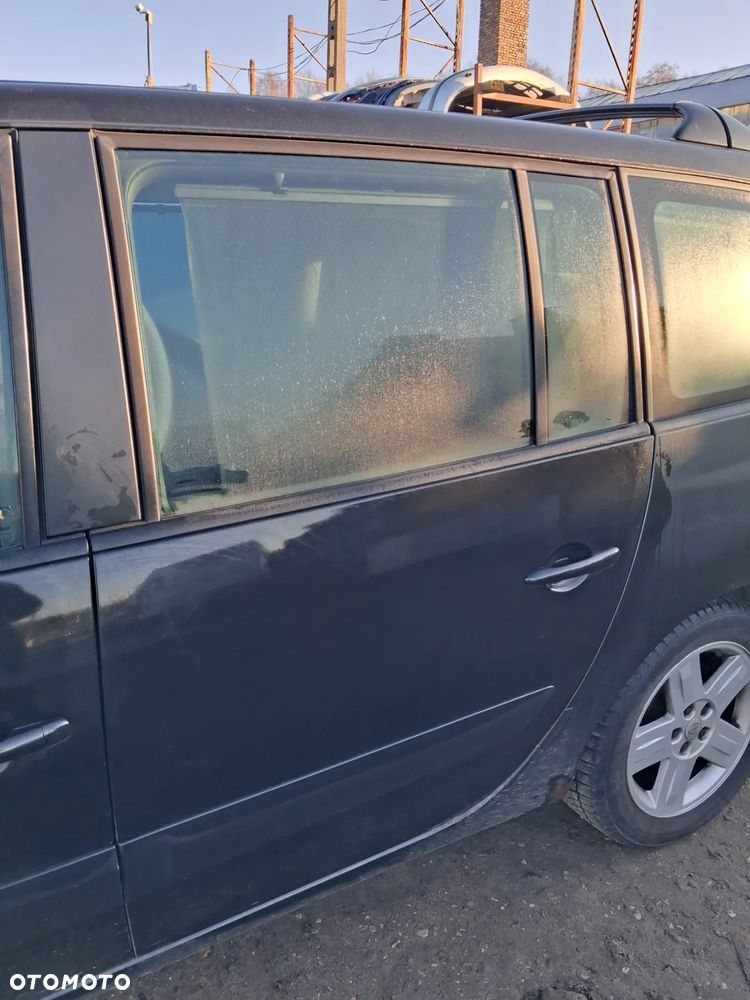 Renault espace IV drzwi lewy tyl nv676 - 2