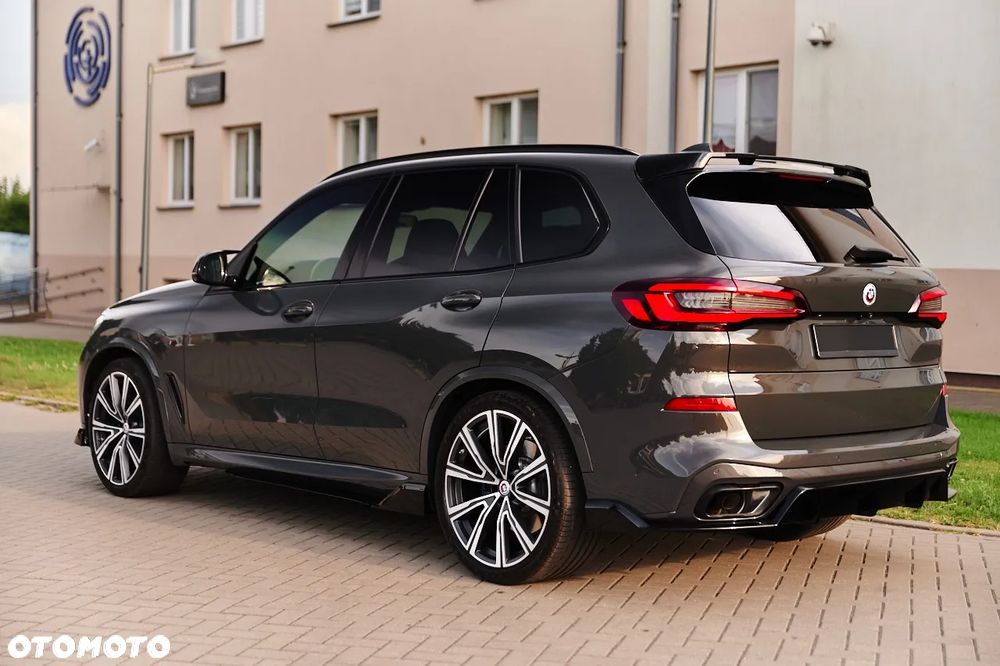 BMW X5 M50i - 12