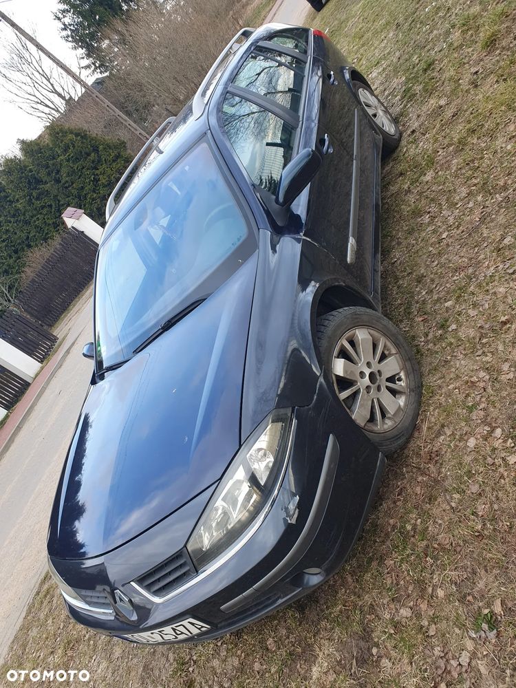 Renault Laguna - 1