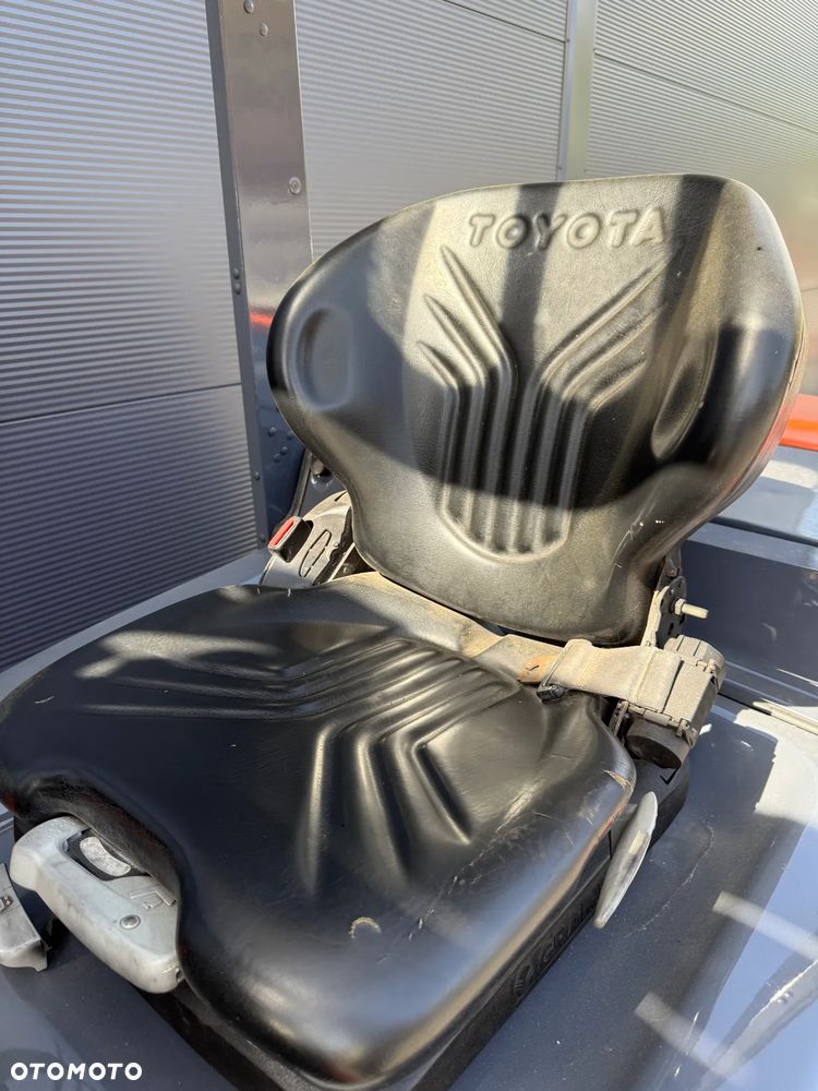 Toyota 42-7FDA50 - 8