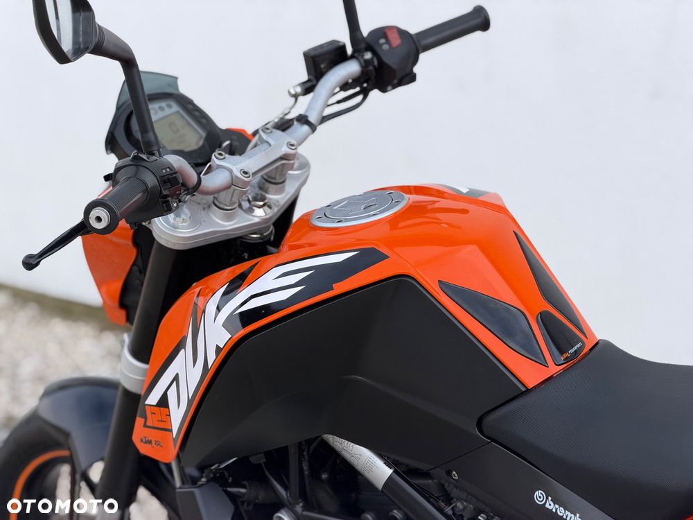 KTM Duke - 11