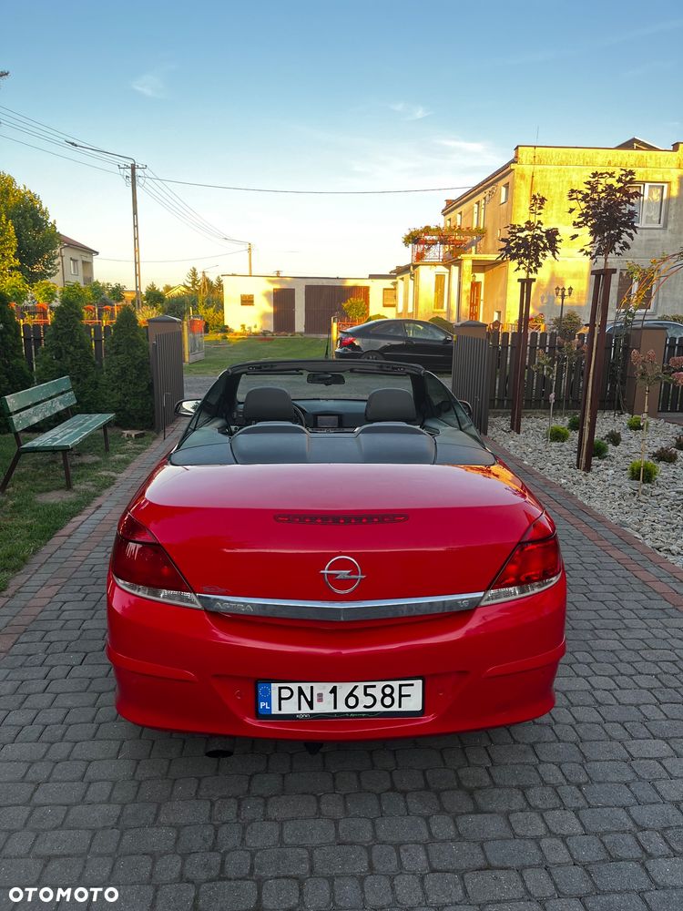 Opel Astra - 25