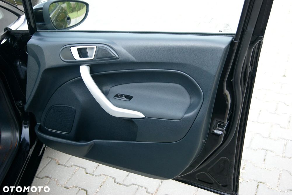 Ford Fiesta - 29