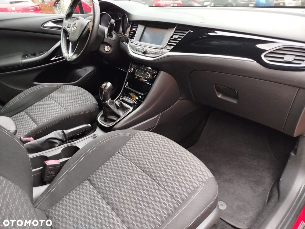 Opel Astra 1.4 T Dynamic S&S - 9