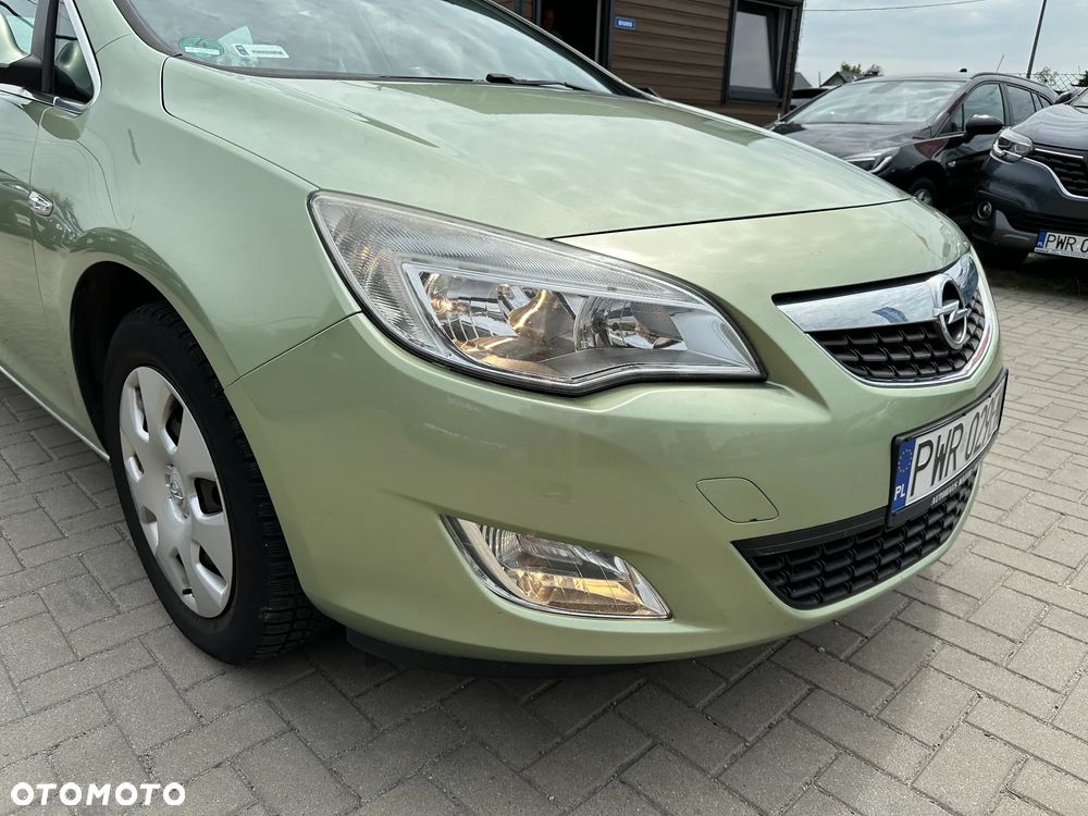Opel Astra - 33
